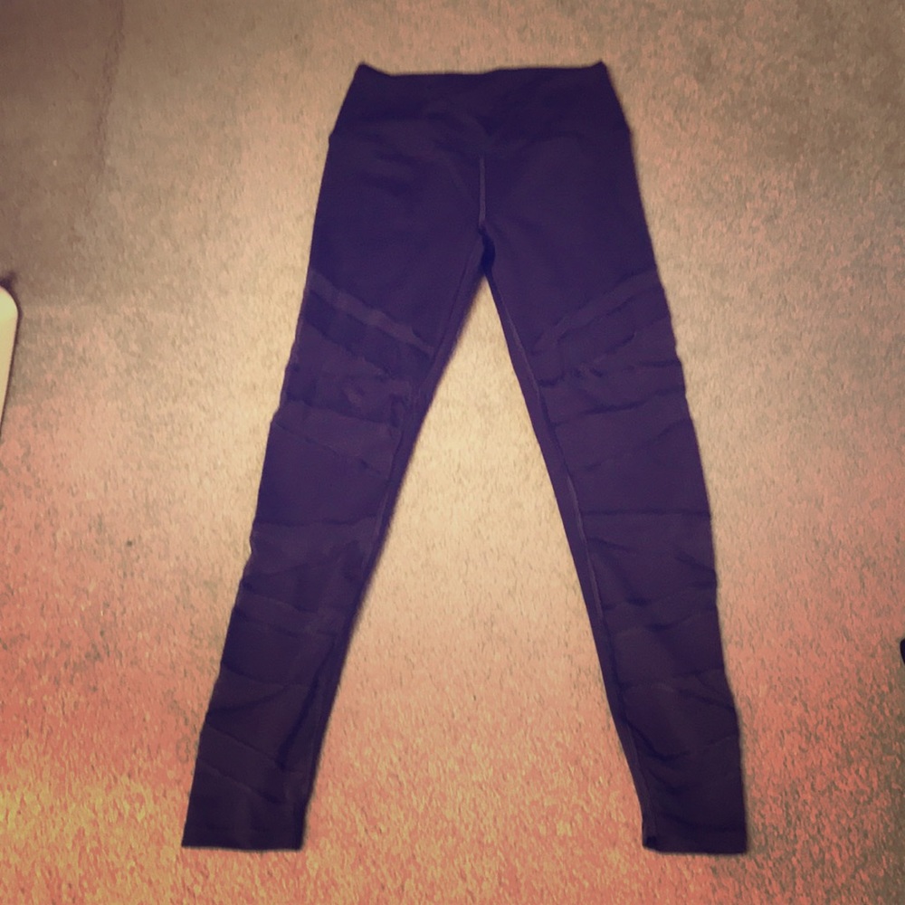 VS leggings